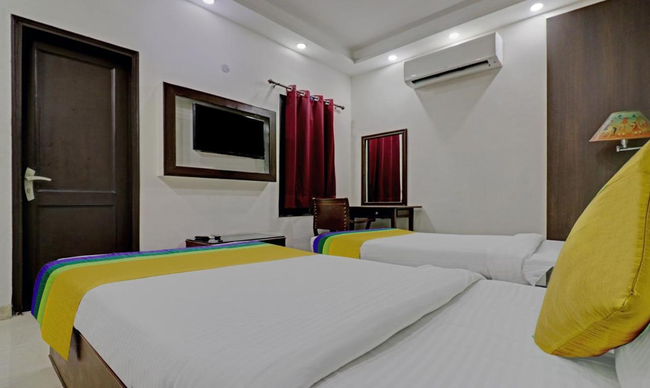Itsy Hotels Hamlets Stay 노이다 외부 사진